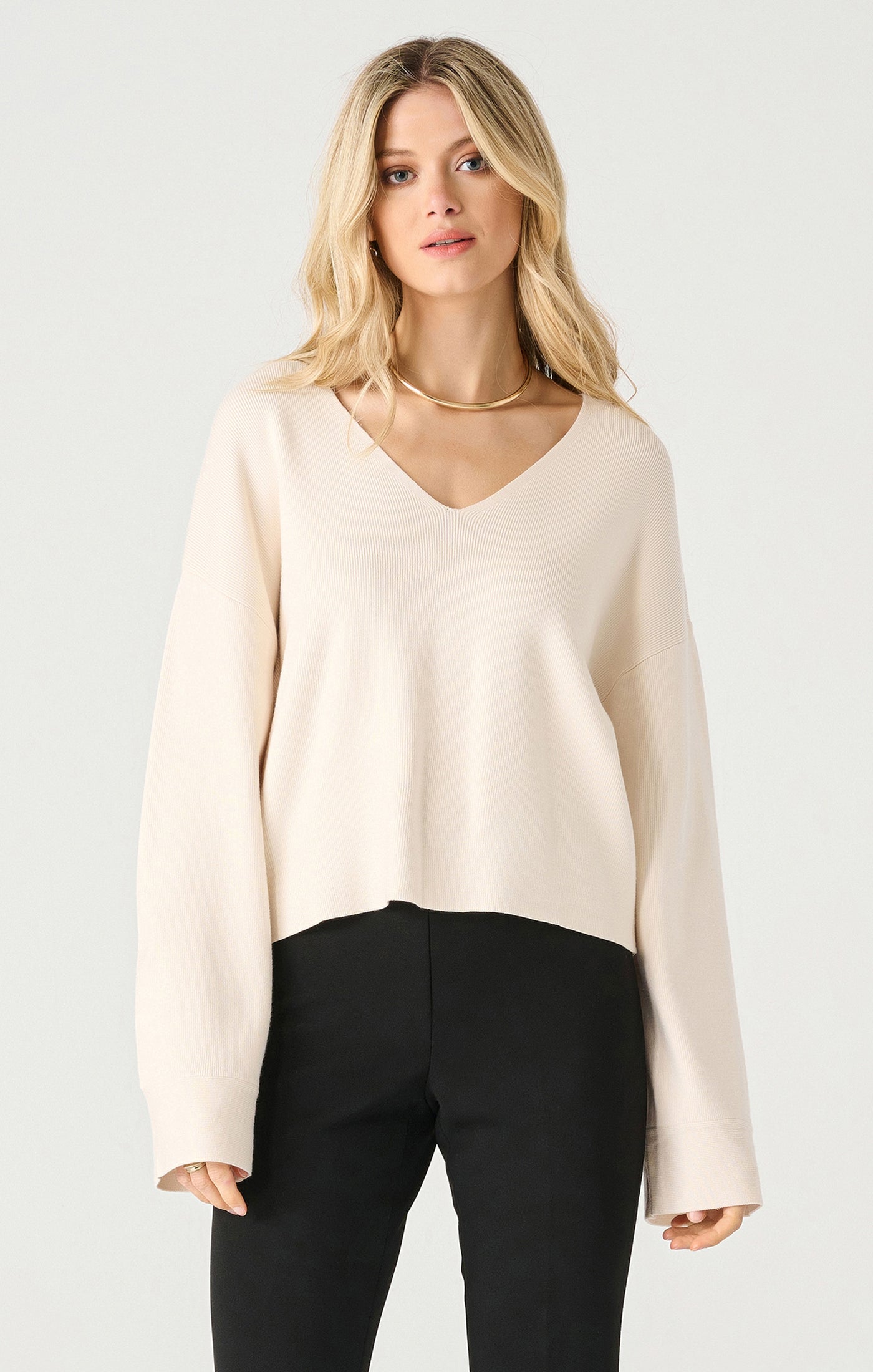 Tess V Neck Sweater - Straight & Arrow Boutique
