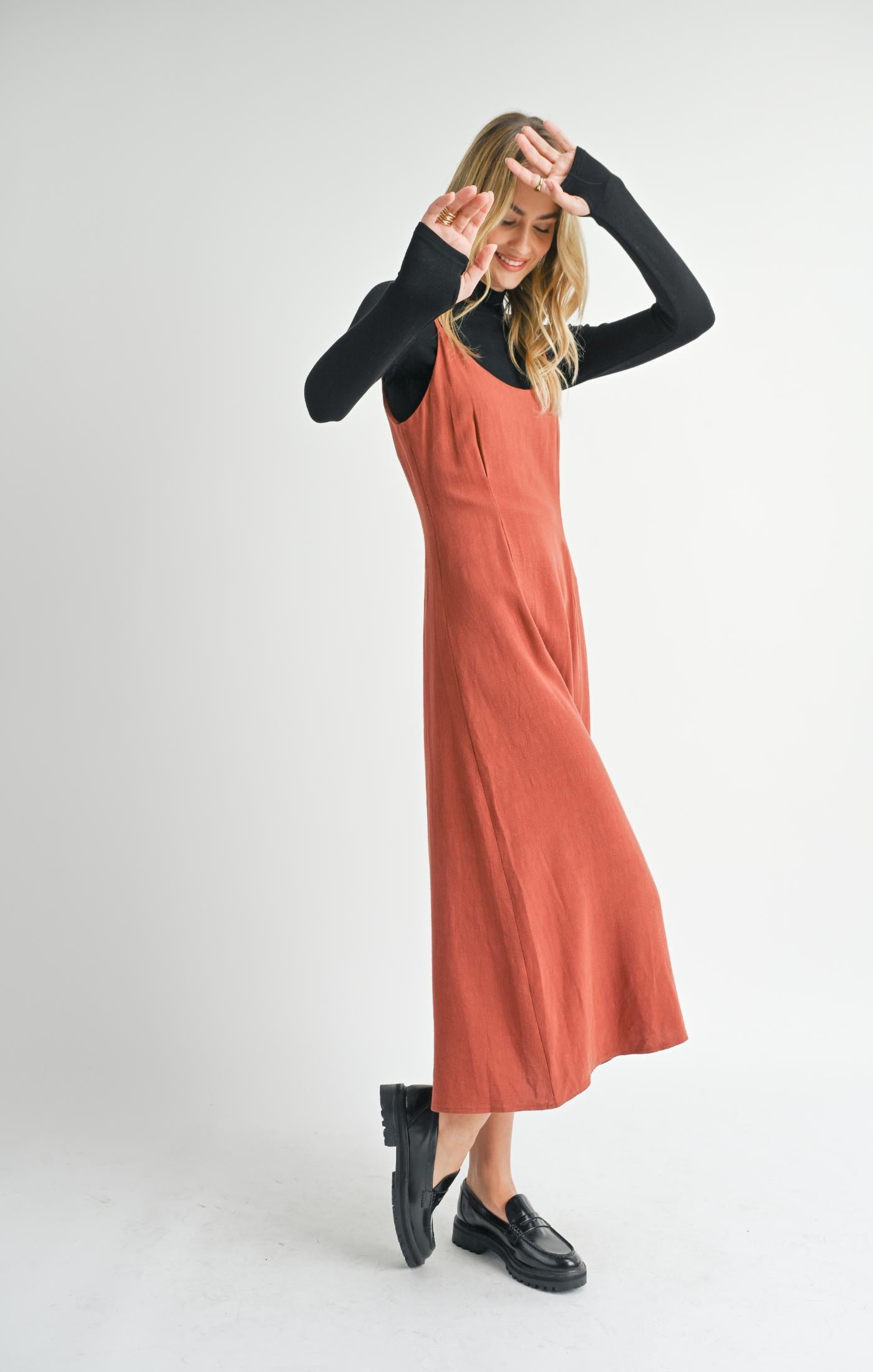 Sugar Loaf Midi Dress - Straight & Arrow Boutique