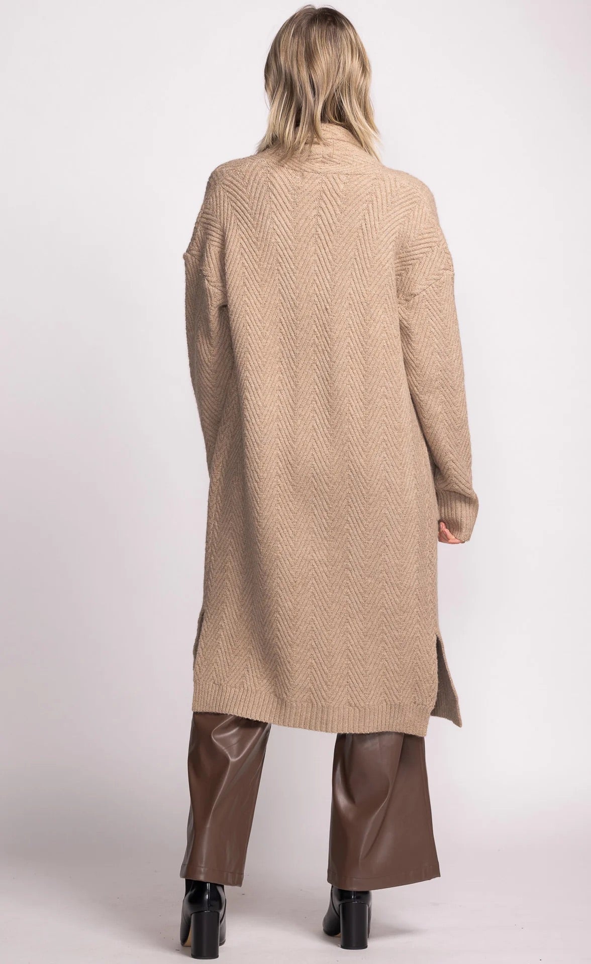 Scarlett Cardi - Straight & Arrow Boutique