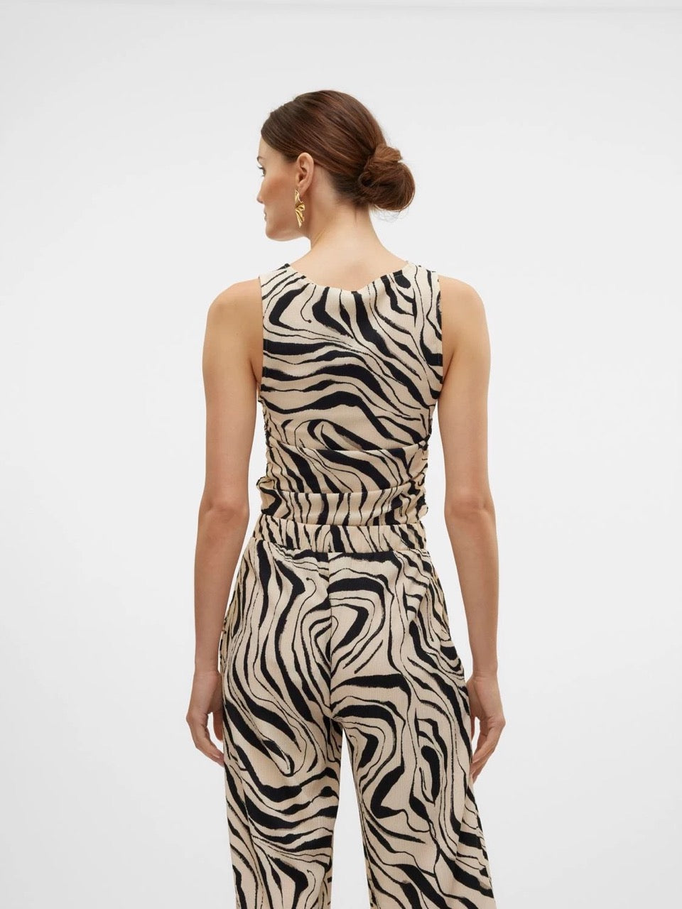 VMPoet Top - Straight & Arrow Boutique