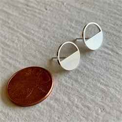 Horizon Silhouette Stud Earrings
