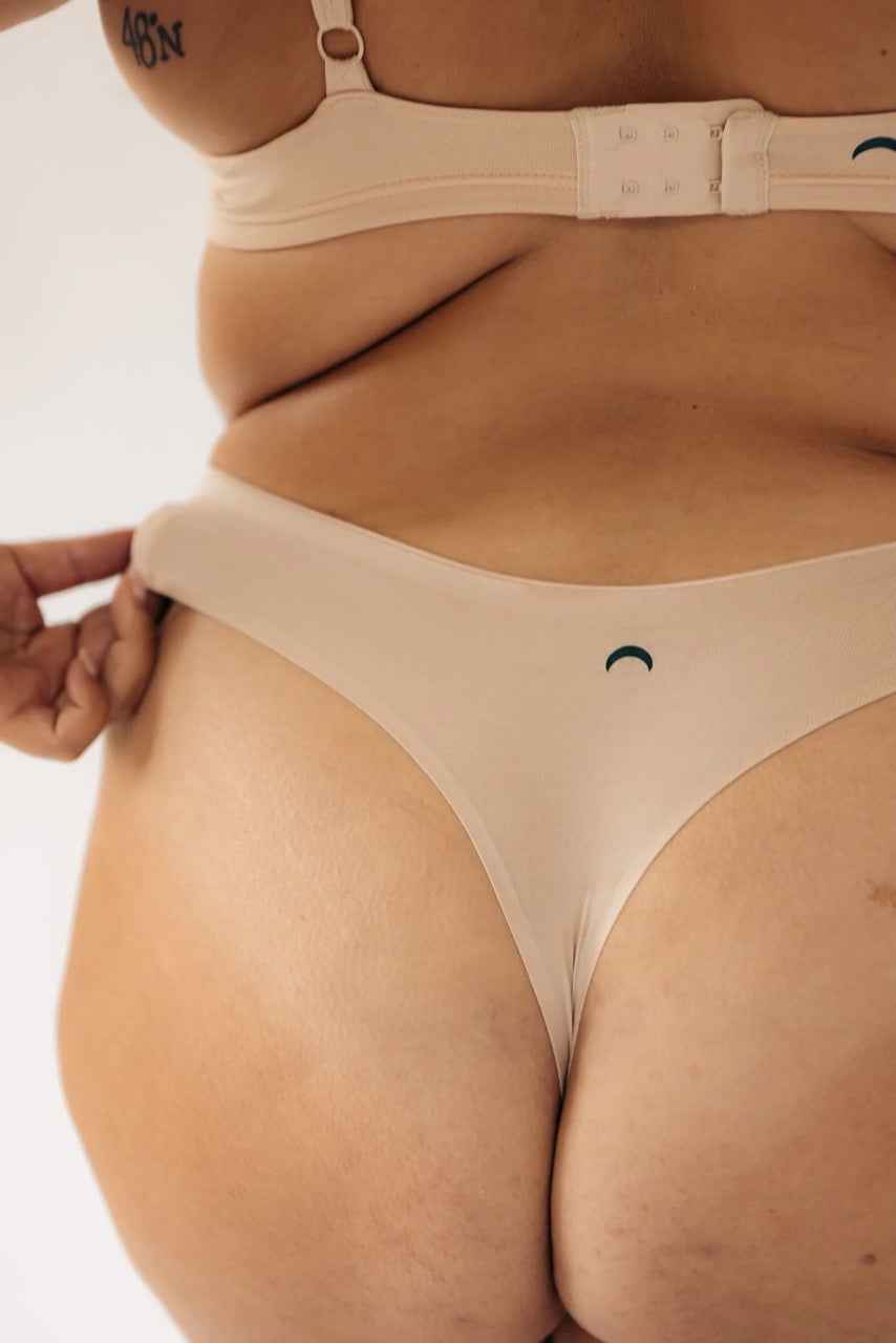 Seamless High Rise Thong Undies by Huha