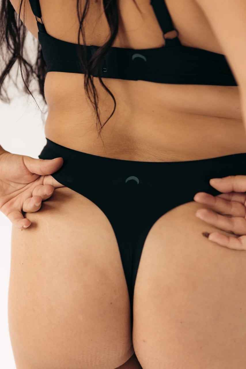 Seamless High Rise Thong Undies by Huha
