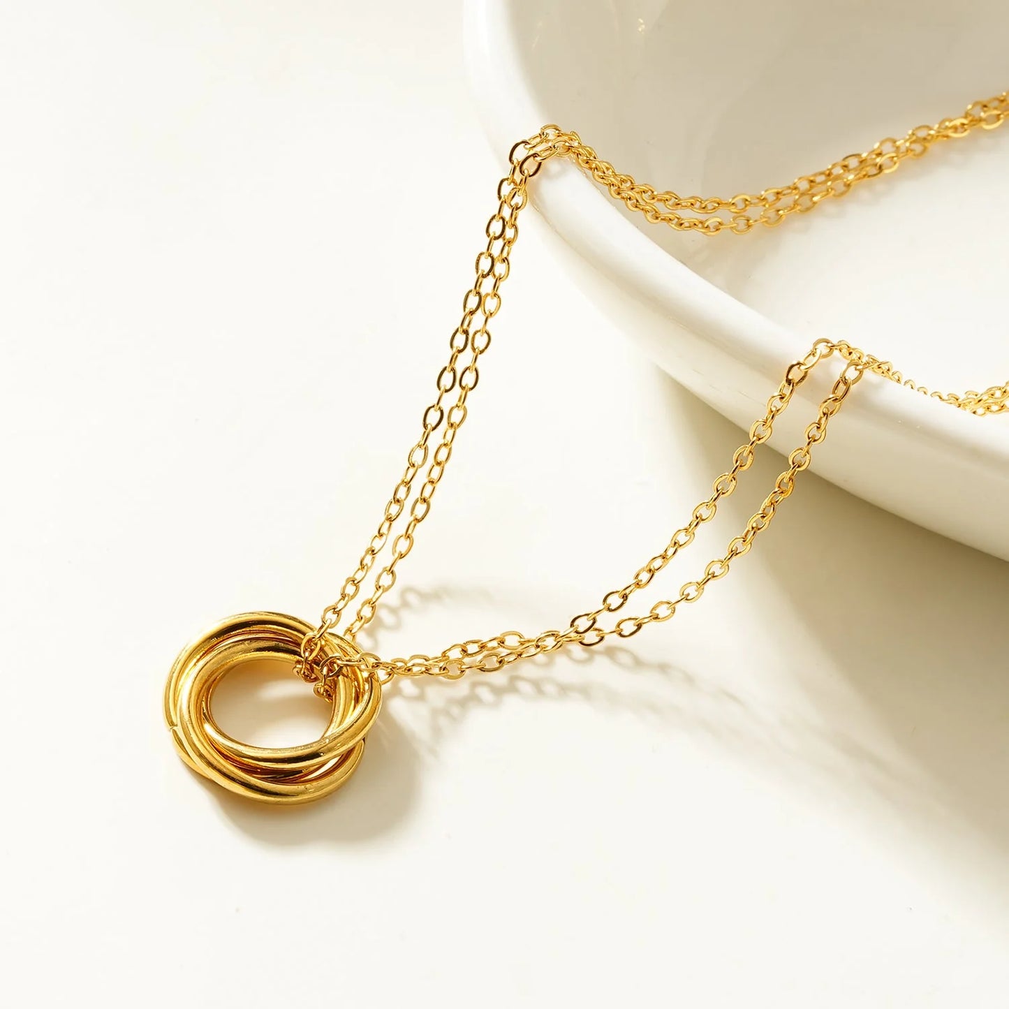ELVIRA Double Chain Dainty Necklace with Intertwined 3-Ring Pendant