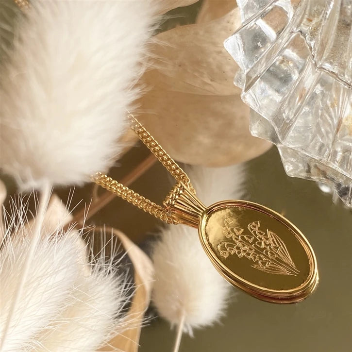 Le Clos Normand Wildflower Pendant Necklace Collection