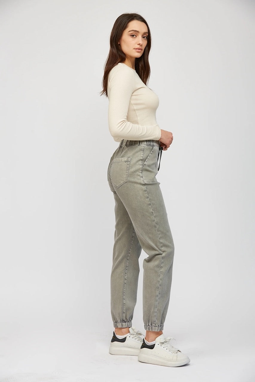 Lottie Denim Jogger - Straight & Arrow Boutique