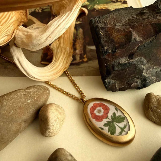 Sinensis Floral Oval Cold Porcelain Charm Necklace in Gold