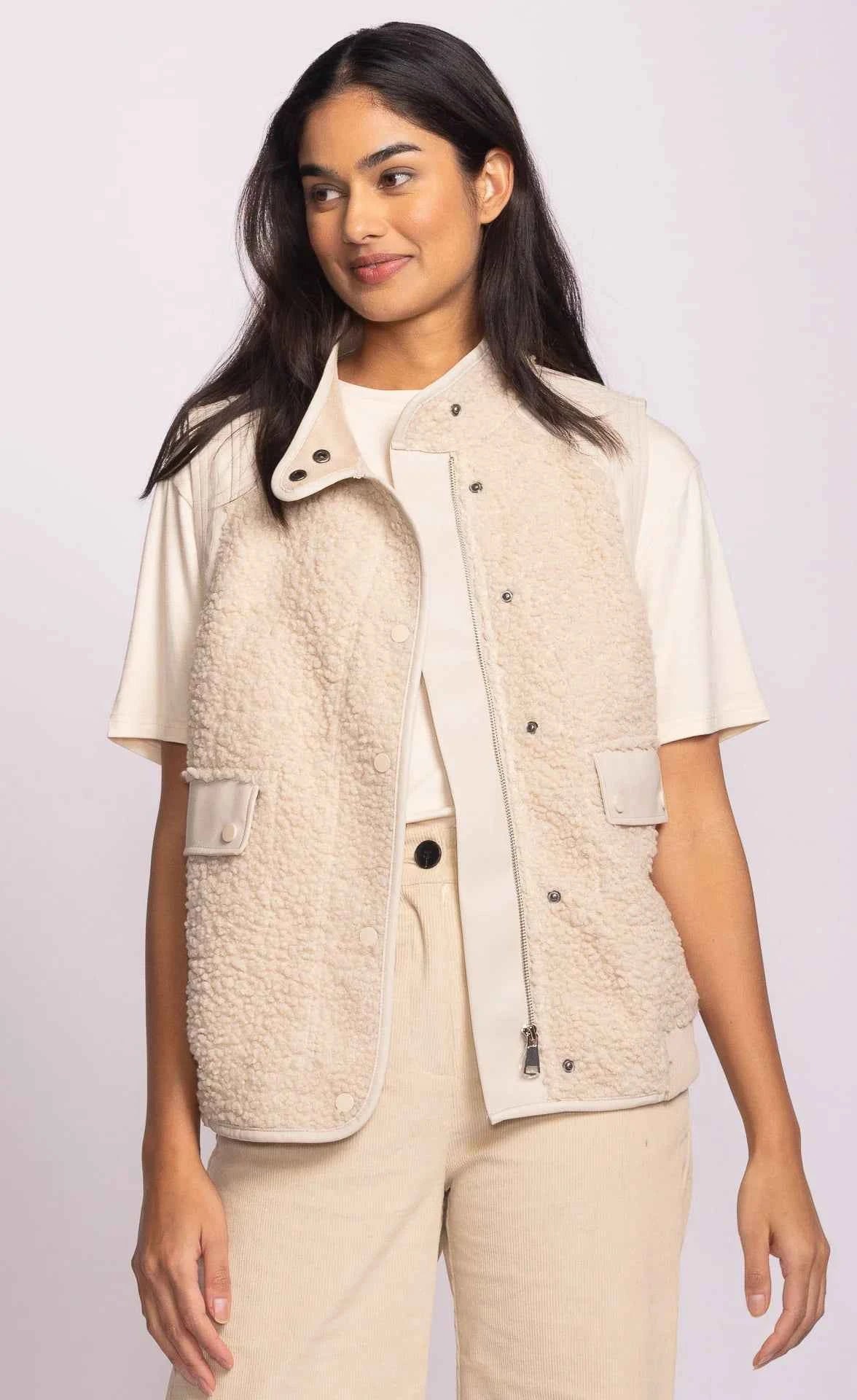 Vincino Fleece Faux Leather Vest
