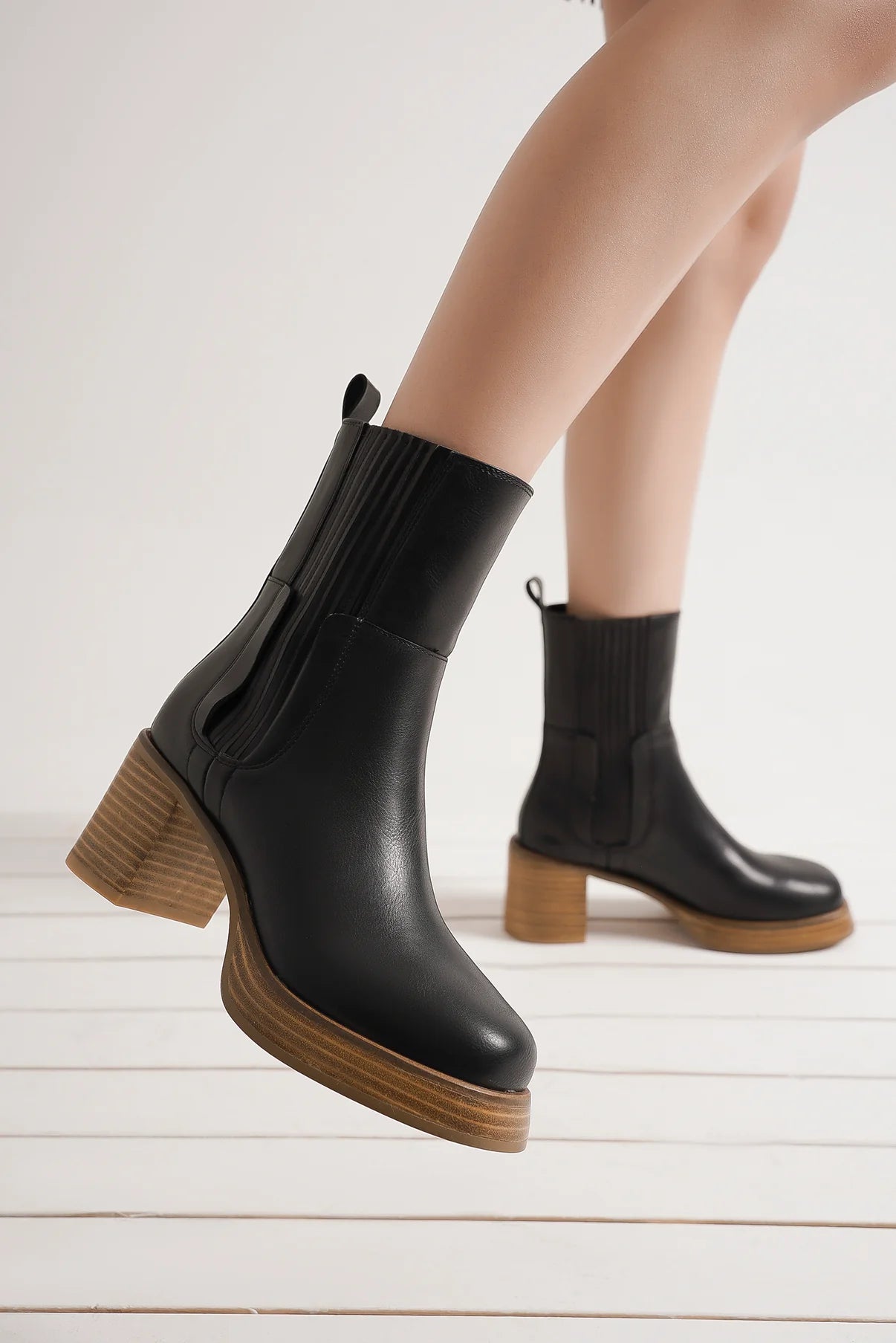 Tricia Chunky Heeled Boots