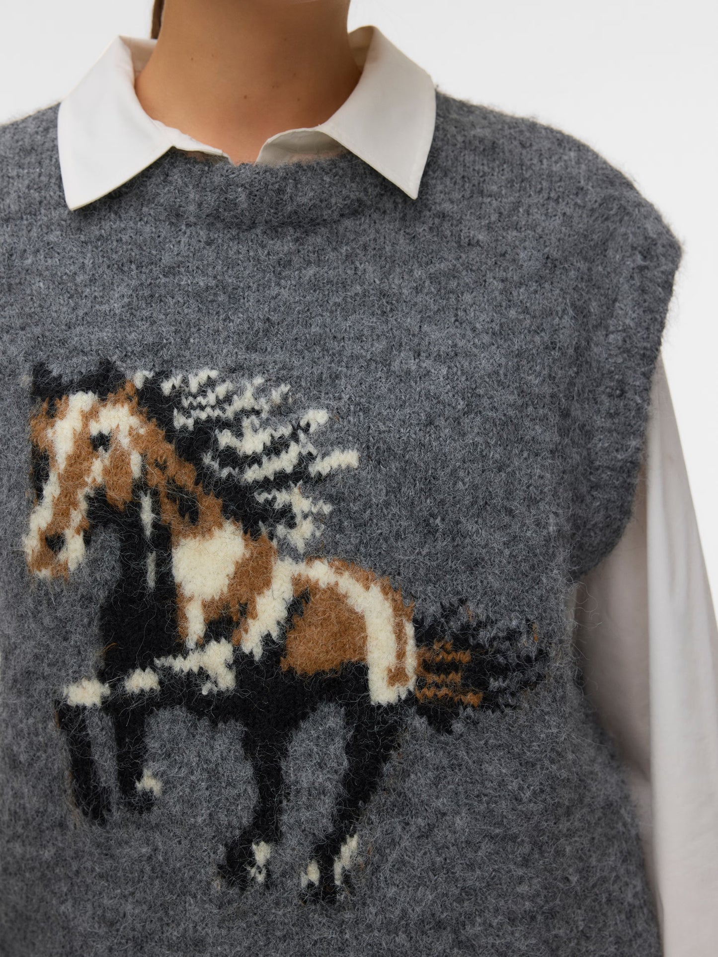 VMArianna Knit Horse Vest